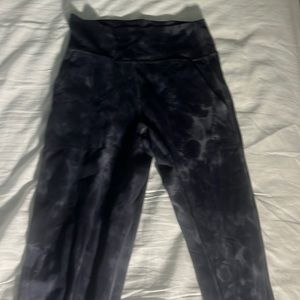 lululemon Align High-Rise Jogger
| Diamond Dye Pitch Grey Graphite Grey